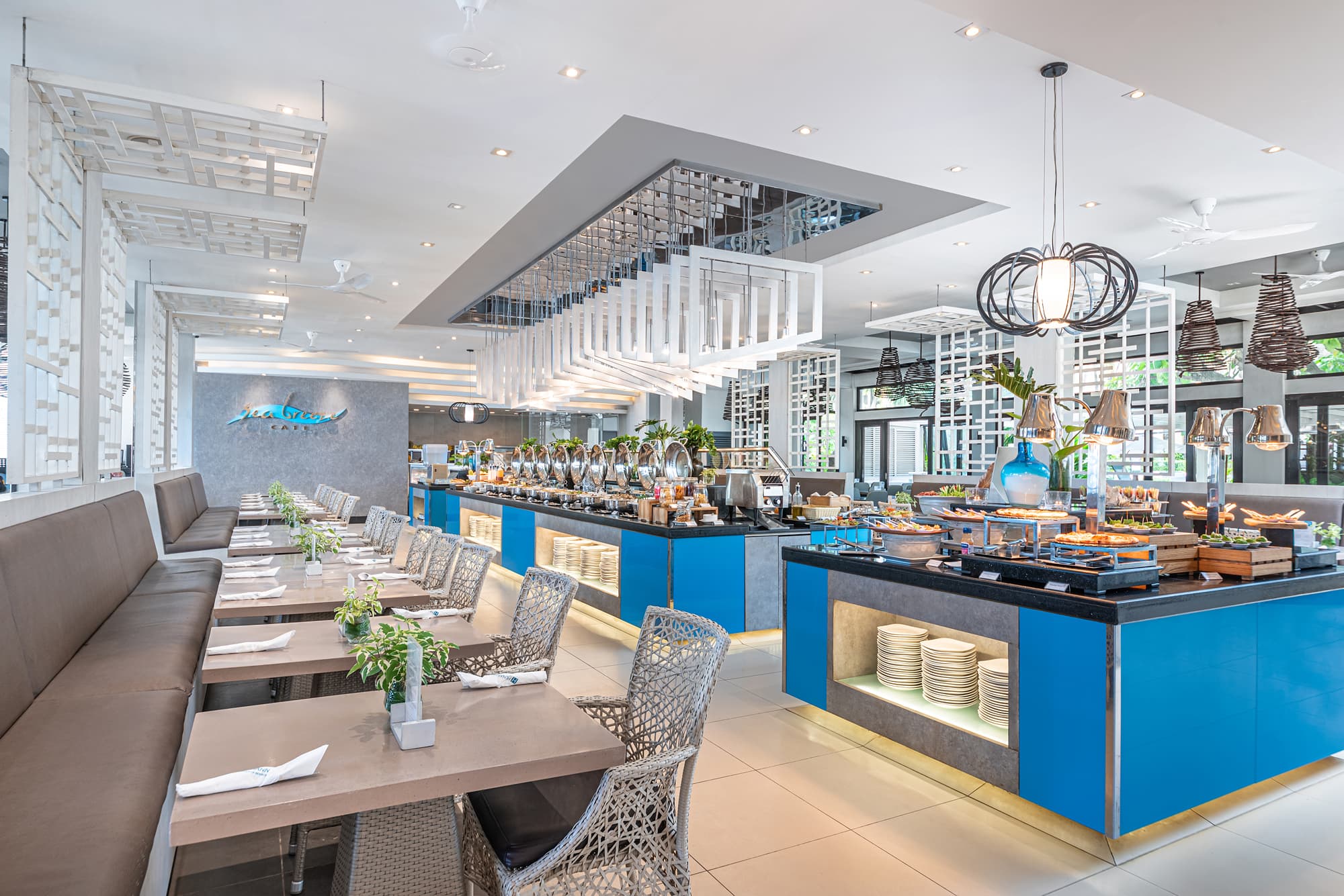 Sea Breeze Cafe